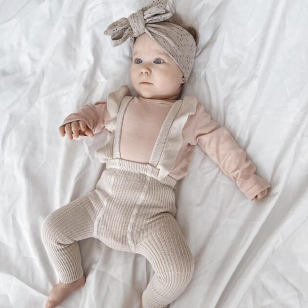 CÓNDOR Pančuchy na traky s volánom béžové bez nožičiek Flounced Suspender Cotton Leggings linen 2401 | Welcomebaby.sk