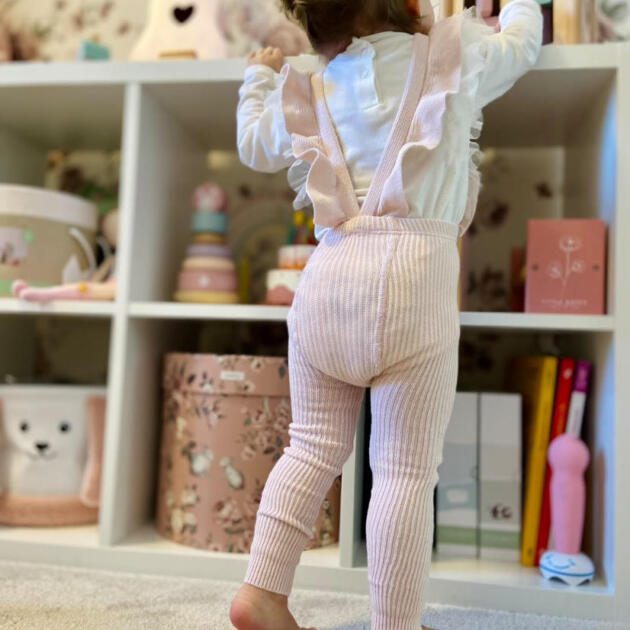 CÓNDOR Pančuchy na traky s volánom telové ružové bez nožičiek Flounced Suspender Cotton Leggings nude 2401 | Welcomebaby.sk