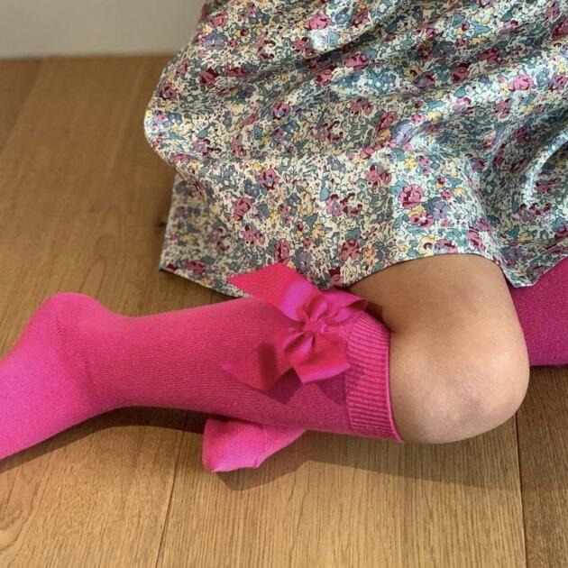 Bavlnené podkolienky s patentom a mašľou na boku Cóndor bugambilia