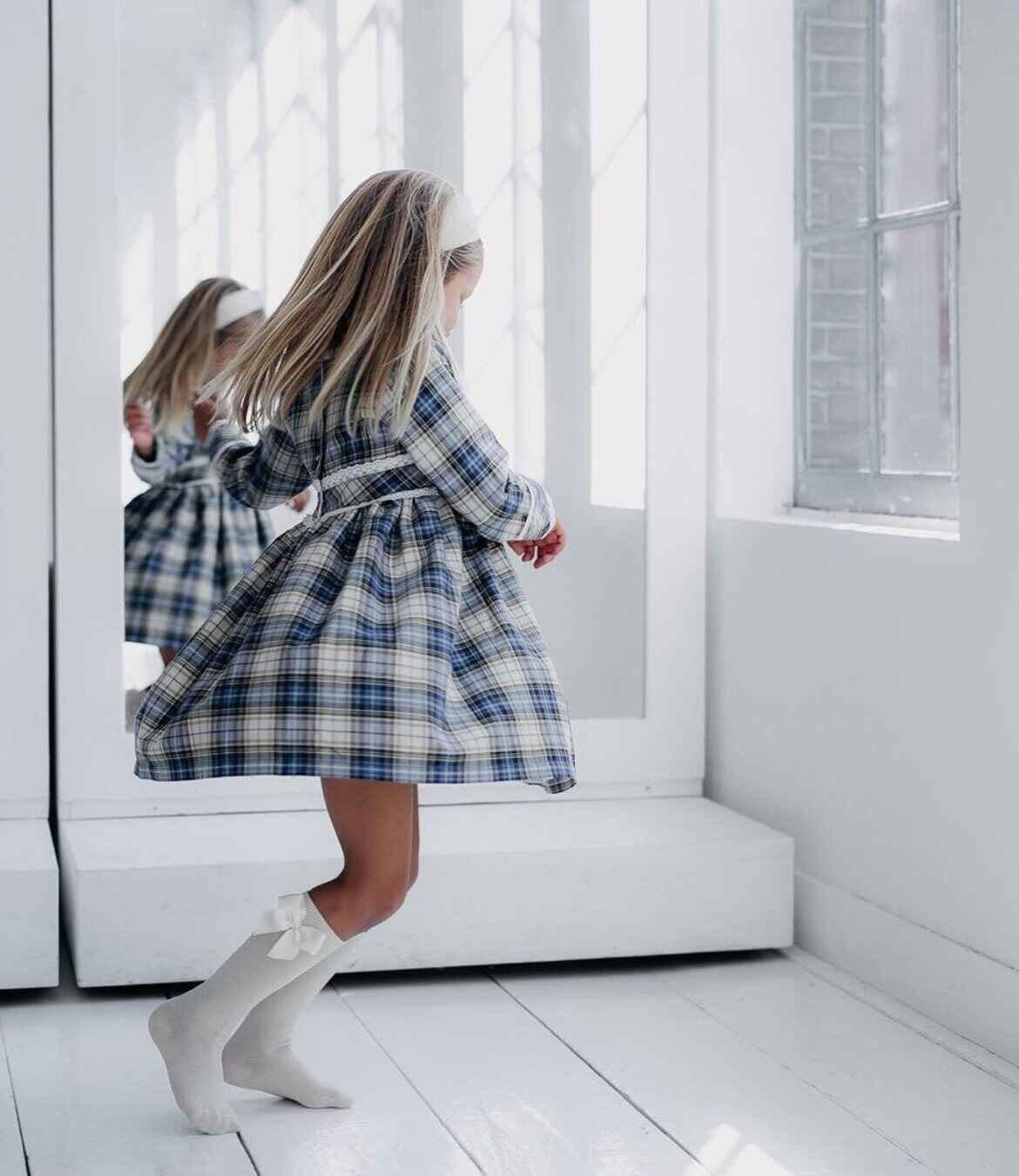 Bavlnené podkolienky s patentom a mašľou na boku Cóndor biele | Welcomebaby.sk Bavlnené podkolienky s patentom a mašľou na boku Cóndor biele | Welcomebaby.sk
