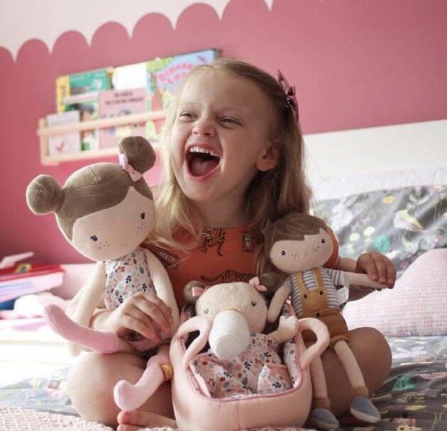 Veľká bábika Rosa v krabičke Little Dutch ružová 50 cm | Welcomebaby.sk