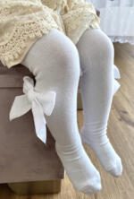 Hladké pančuchy s veľkou velvet mašľou Cóndor biele | Welcomebaby.sk