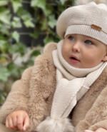 Dievčenská pletená baretka s brmbolcom Cóndor linen béžová | Welcomebaby.sk