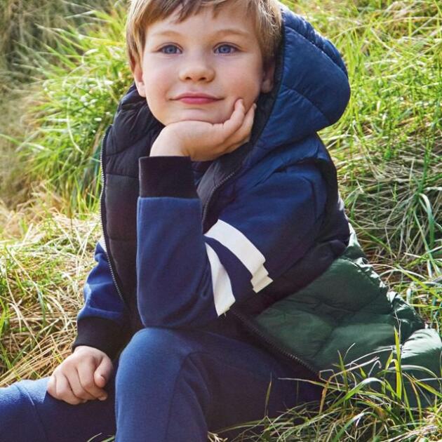 MAYORAL Chlapčenská obojstranná vesta Reversible gilet boy tmavomodrá zelená | Welcomebaby.sk