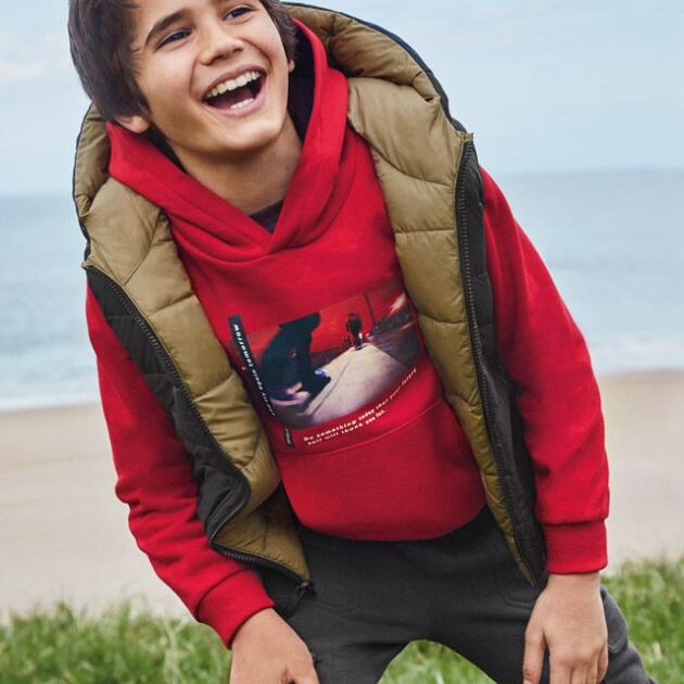 MAYORAL Chlapčenská obojstranná vesta Reversible padded gilet boy 7367 béžová čierna | Welcomebaby.sk