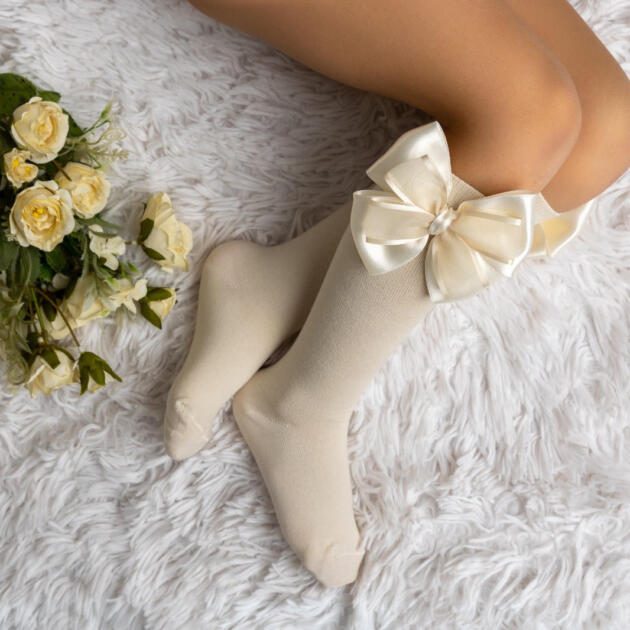 MEIA PATA Hladké podkolienky krémové pearl s dvojitou mašľou Kneesocks With Double Satin and Organza Bow 1124 | Welcomebaby.sk