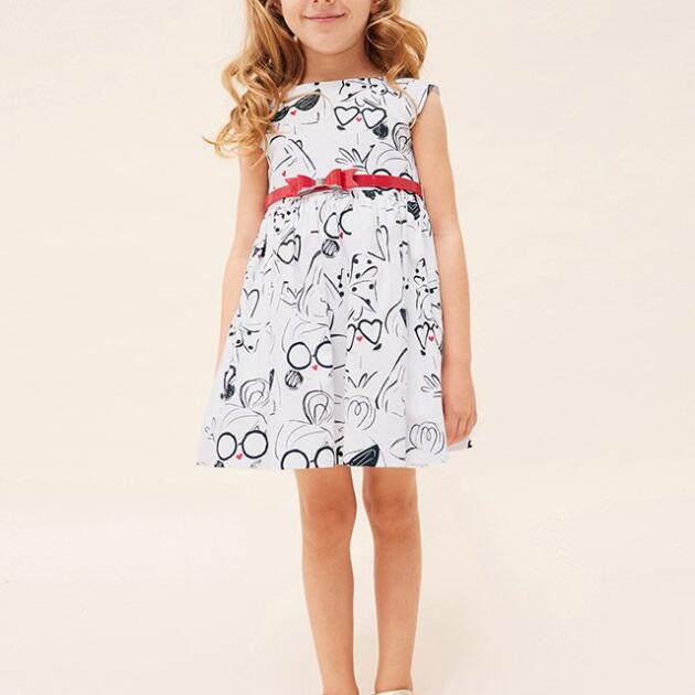 MAYORAL Šaty so vzormi dám a opaskom biele Dress with ladies patterns and belt white 3921 | Welcomebaby.sk