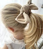 W BABY Veľká gumička s mašľou svetlá béžová Rubber band bow light beige | Welcomebaby.sk